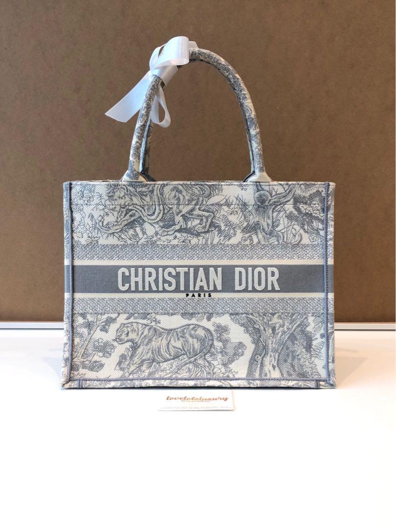 Medium Dior Book Tote Ecru and Gray Toile de Jouy Embroidery (36 x 27.5 x  16.5 cm)