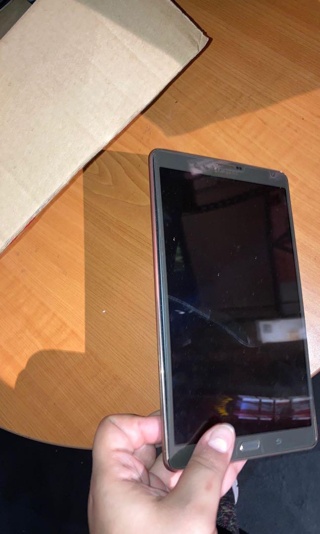 Faulty! Samsung Tablet (battery is bulging), Mobile Phones & Gadgets