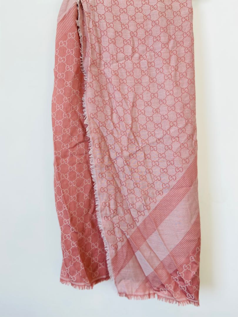 gucci monogram shawl