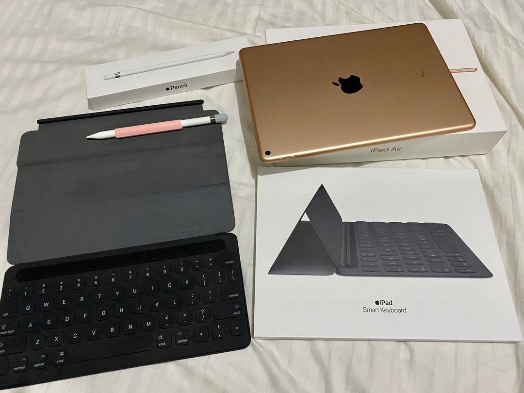 ipad air with keyboard and pencil