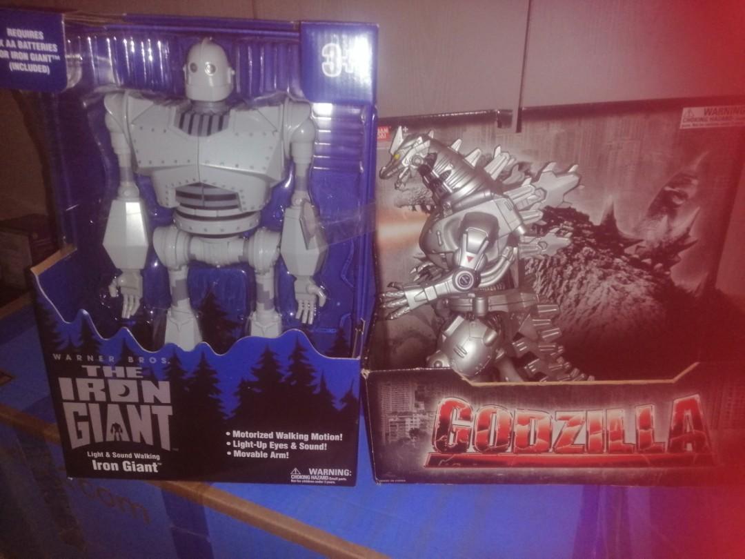 The Iron Giant Light & Sound Walking Robot Toy, 15