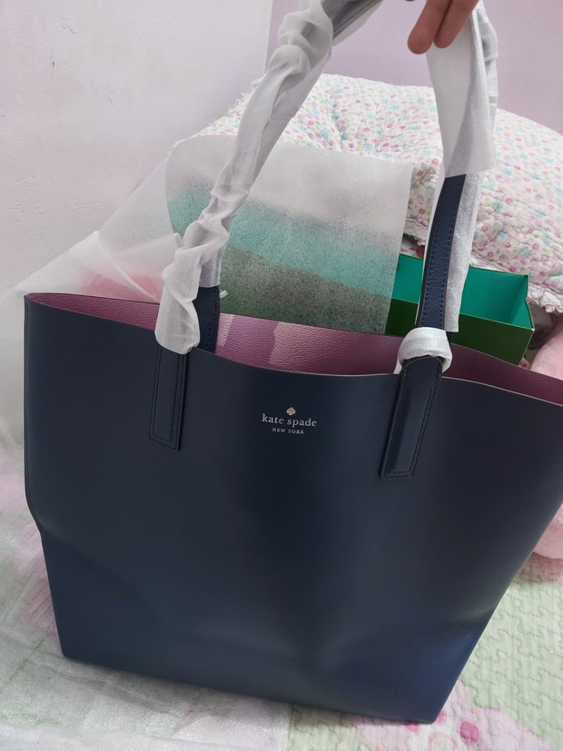 Kate Spade Arch Reversible Tote Petrol Blue & Metallic Pink, Women's  Fashion, Bags & Wallets, Purses & Pouches on Carousell