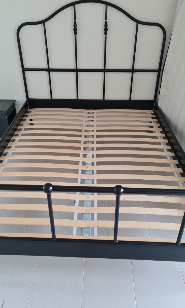 Katil besi store queen ikea