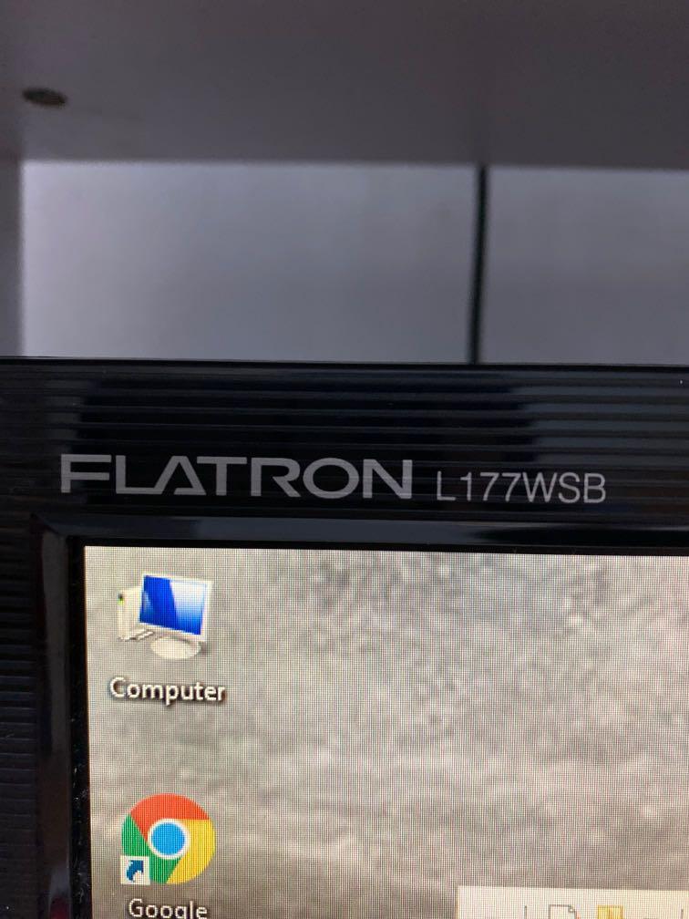 LG Computer Monitor (Category: Desktops) located in Manila. Submitted by preby.a (Listing ID 1057836084, Image 2). Description: Good as new.