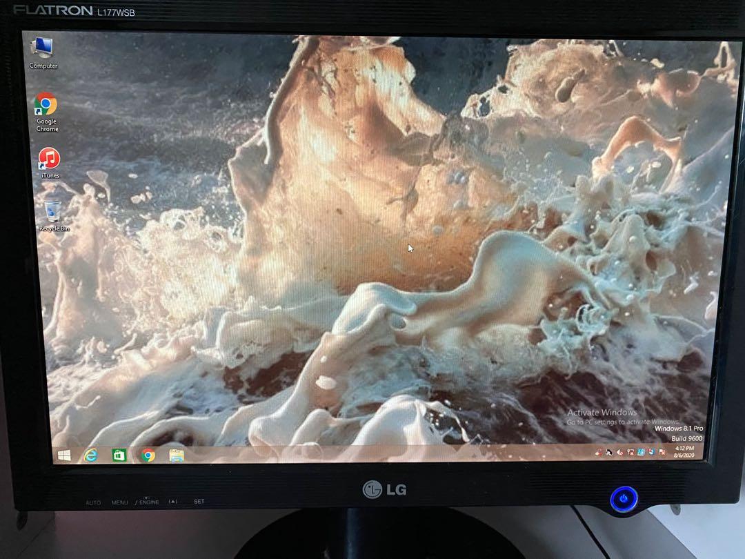 LG Computer Monitor (Category: Desktops) located in Manila. Submitted by preby.a (Listing ID 1057836084, Image 1). Description: Good as new.