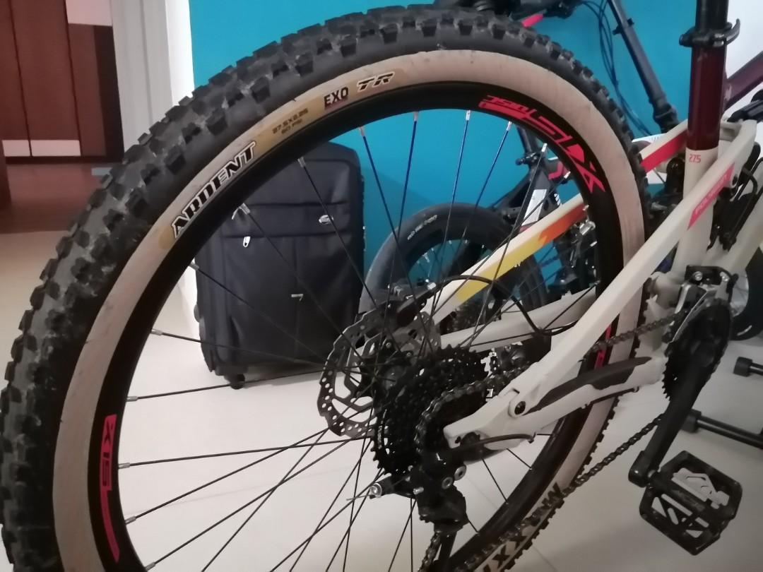27.5 store x 2.25