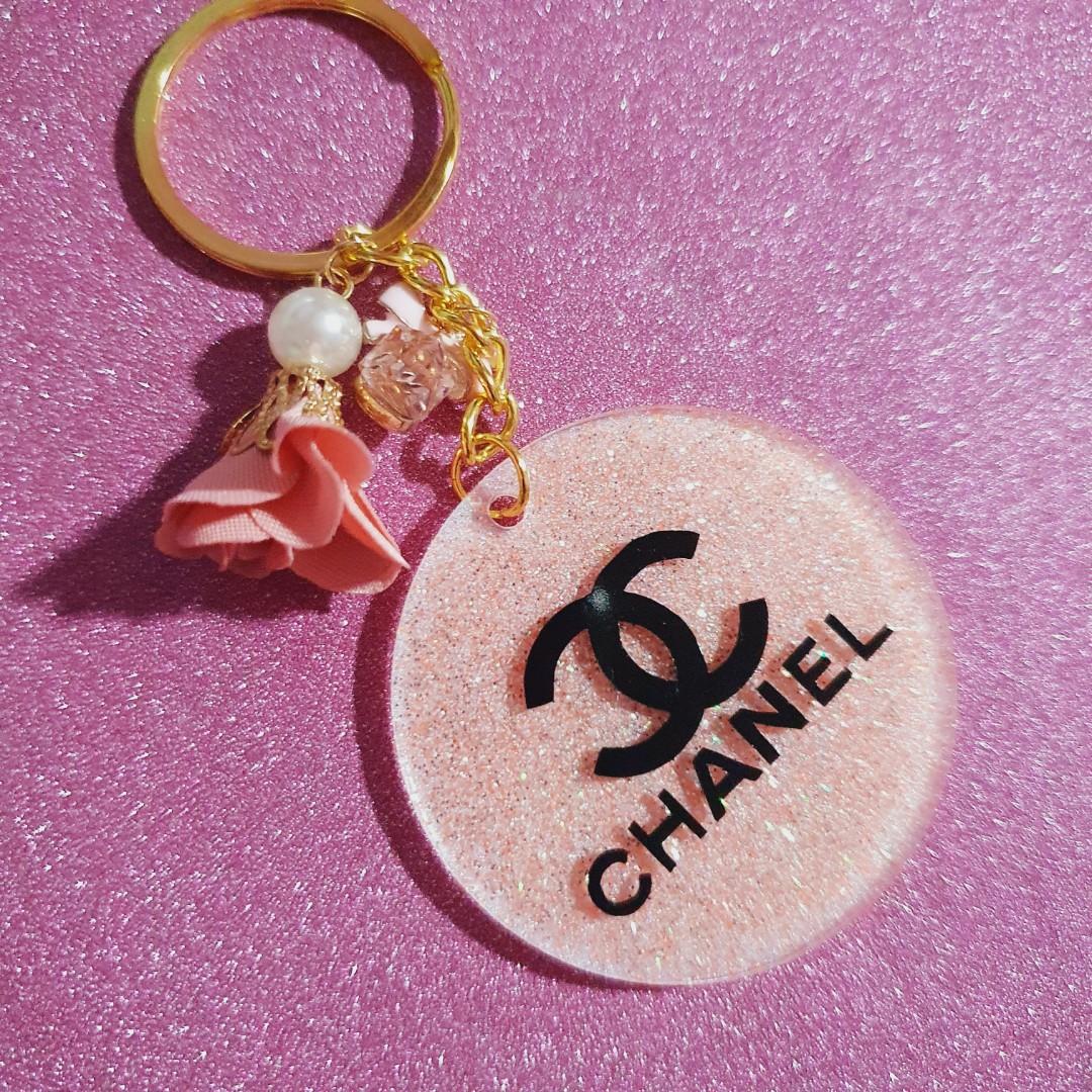 Gli keychain outlet