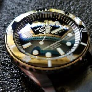 SEIKO SNZF DOUBLE DOME Men s Fashion Watches Accessories