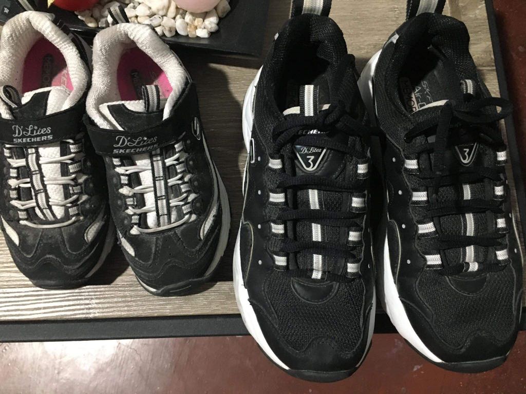 skechers mom shoes
