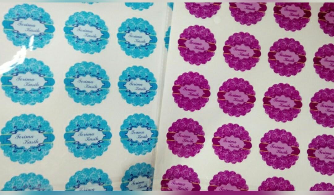 Terima Kasih Stickers Gold Or Silver Reflective Finishing Thank You Gifts Wedding Engagement Kahwin Berkat Label Hobbies Toys Stationery Craft Occasions Party Supplies On Carousell