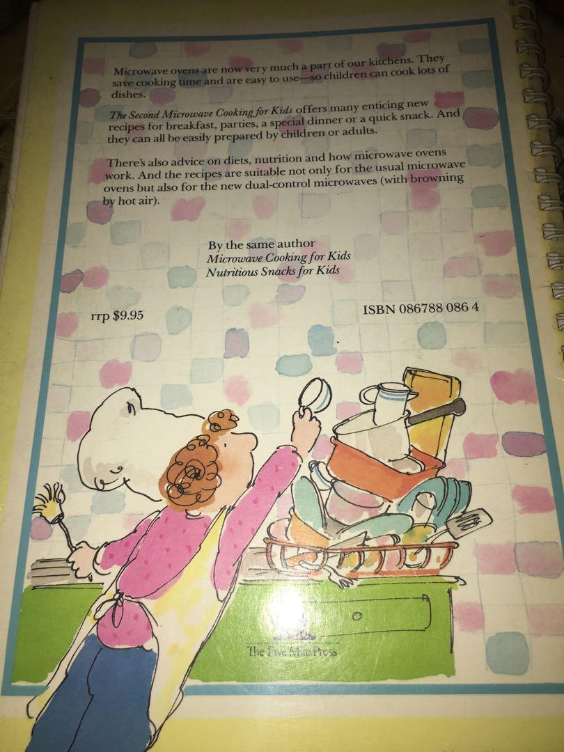 The Second Microwave cooking for kids (Category: Children's Books) located in Quezon City. Submitted by neverfoundland (Listing ID 1057938476, Image 2). Description: Comprehensive book microwave meals for kids.