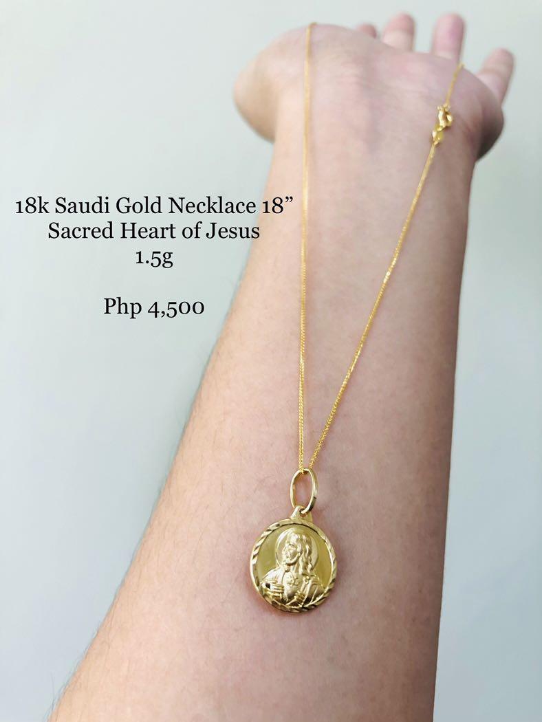 Sacred heart pendant gold hotsell
