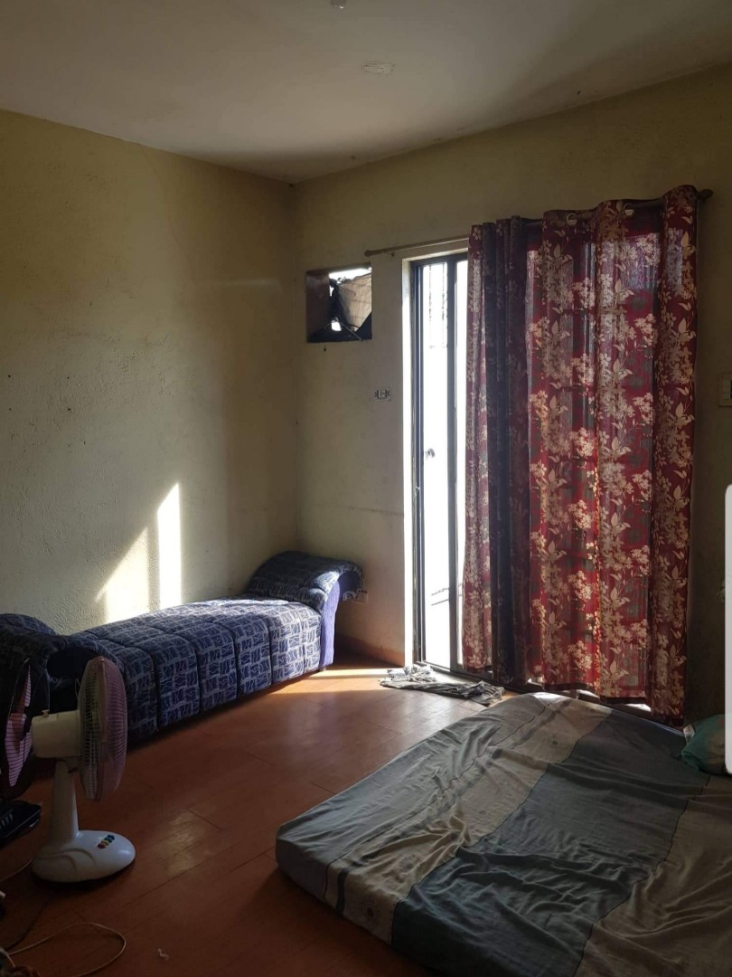 (Category: ) located in . Submitted by azilemor (Listing ID 1058152607, Image 1). Description: .
