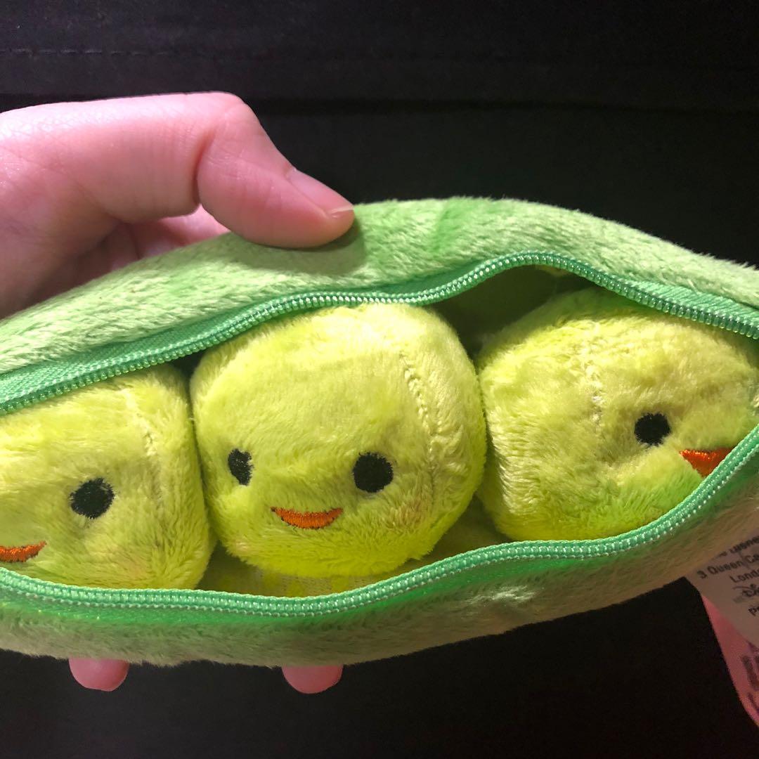 3 peas in a pod plush