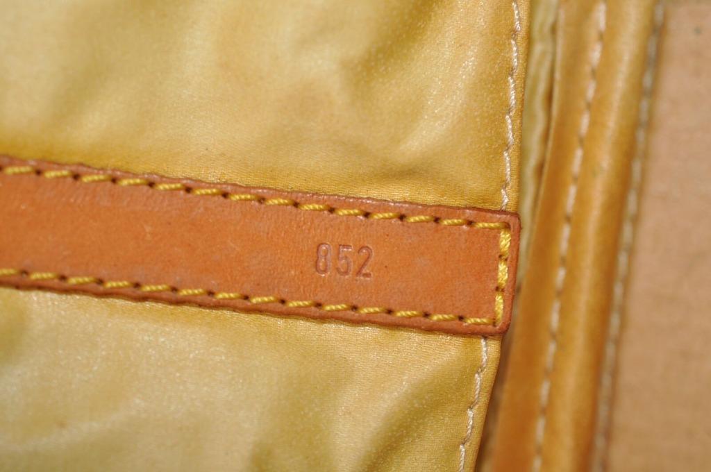 Authentic Louis Vuitton Monogram Sac Chaussures 40 Boston Bag M41924 LV  J4498