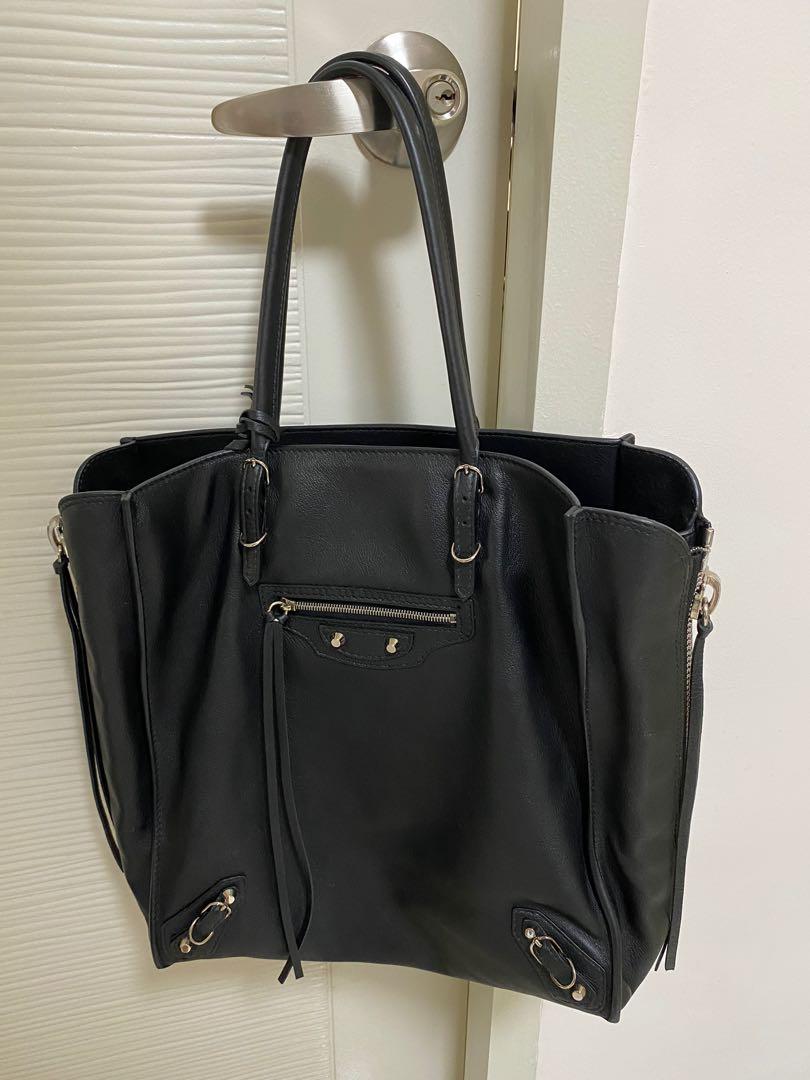 Balenciaga papier A5 zip around bag , Women's Fashion, Bags & Wallets, Bags on Carousell