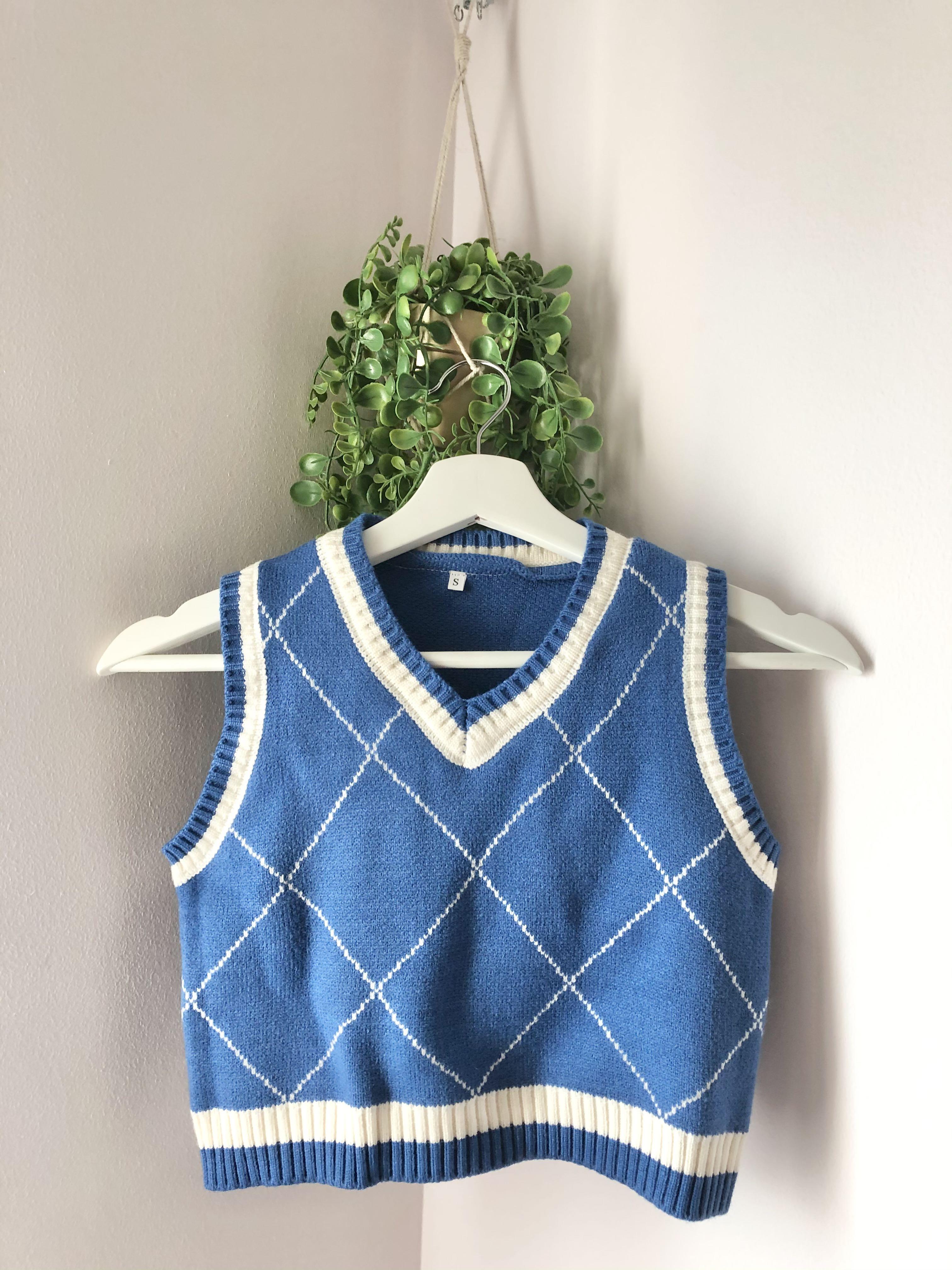 blue cropped sweater vest