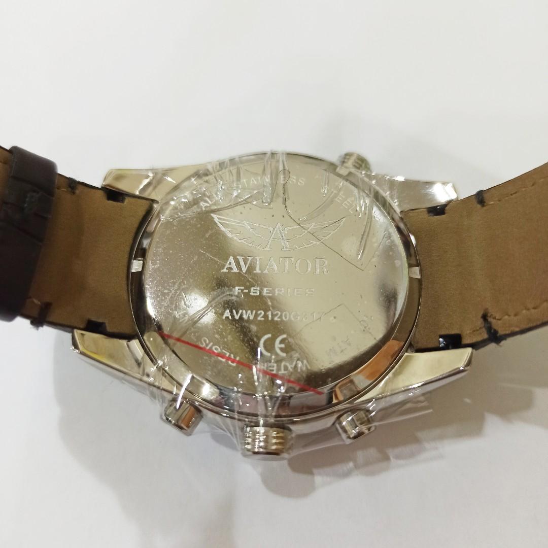 Aviator f series 2025 avw8974g76
