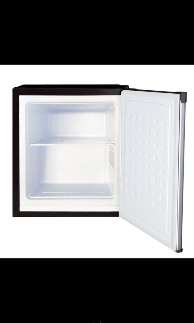 Breastmilk upright Bar Freezer, TV & Home Appliances, Kitchen