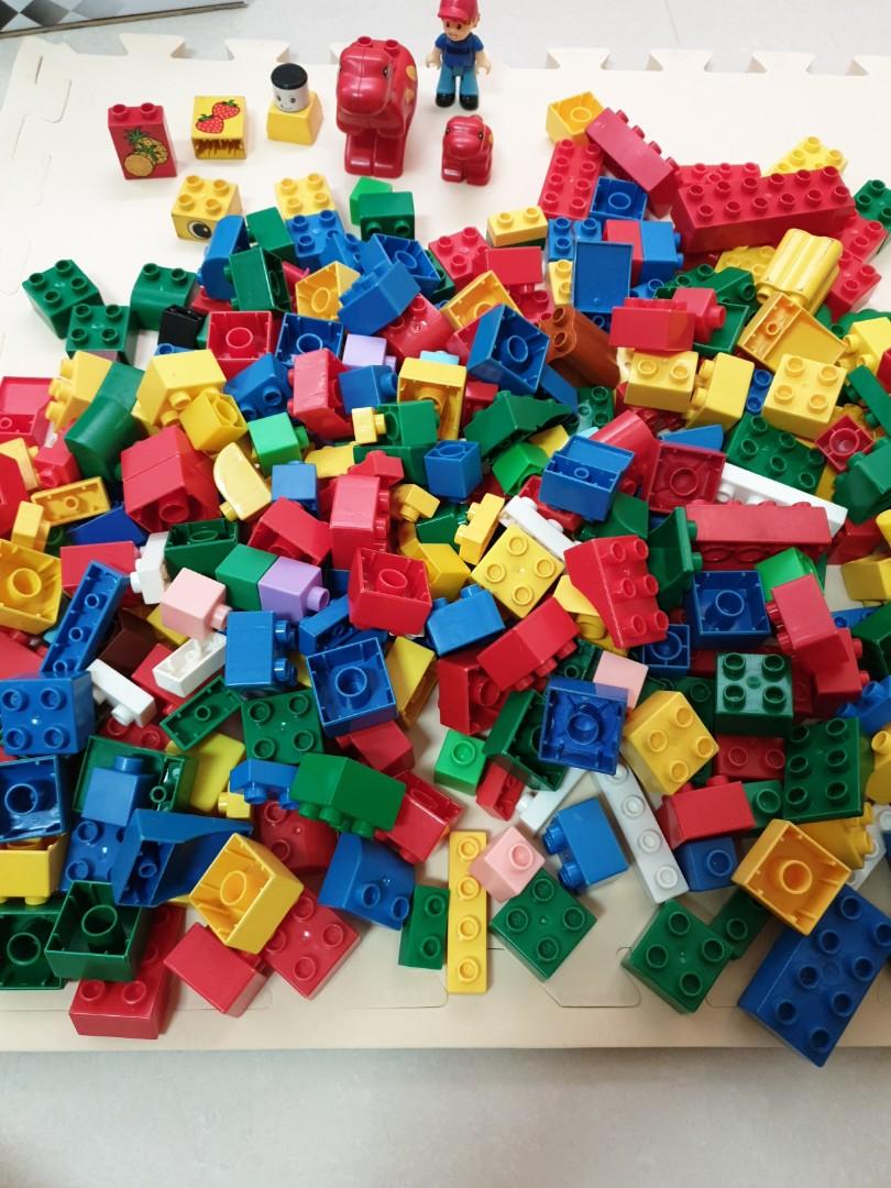Building blocks top not lego