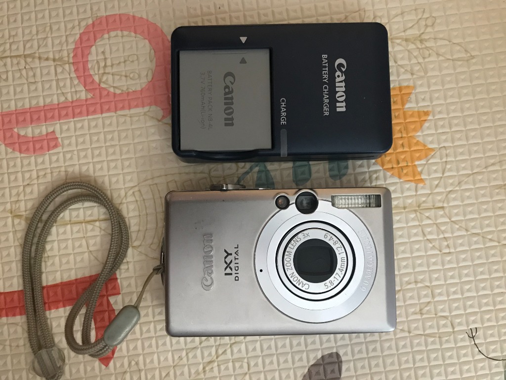 Canon IXY Digital 70 (6.0 Megapixel) Camara, Photography, Cameras on