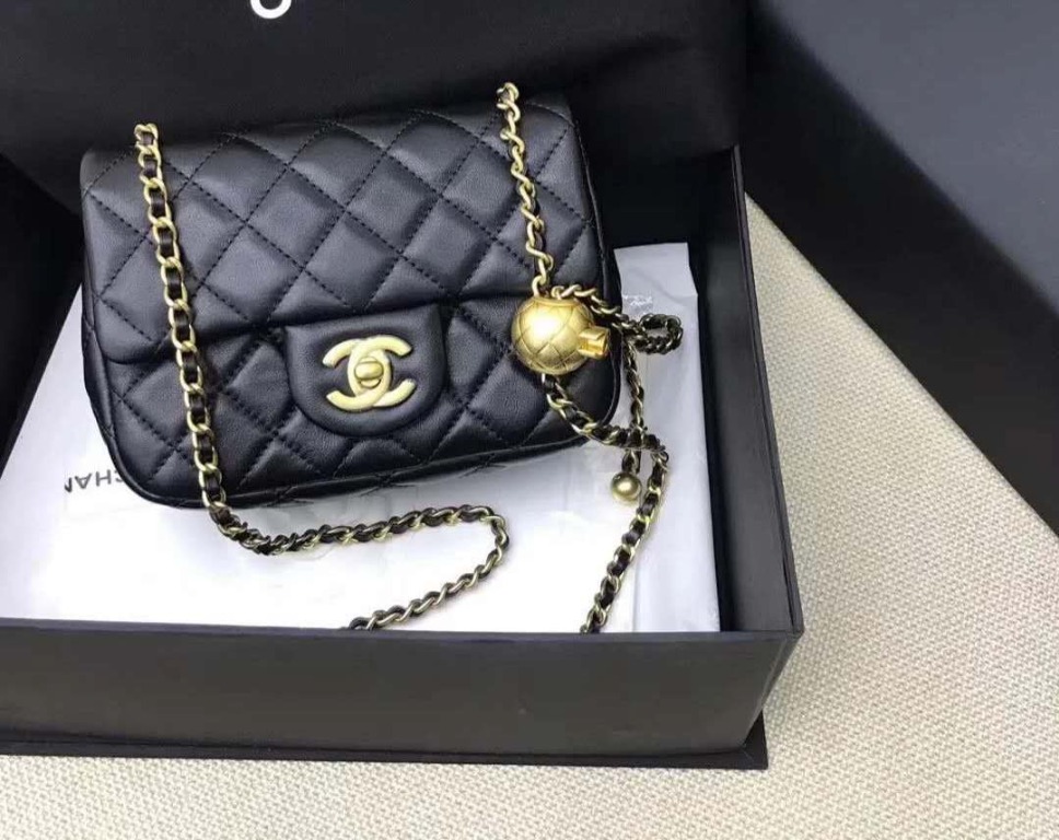 chanel chain bag small