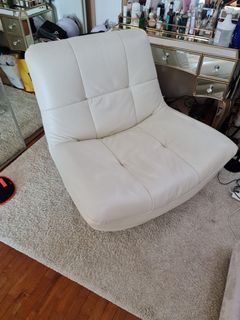 (Category: ) located in . Submitted by ahhan1983 (Listing ID 1058045930, Image 1). Description: .