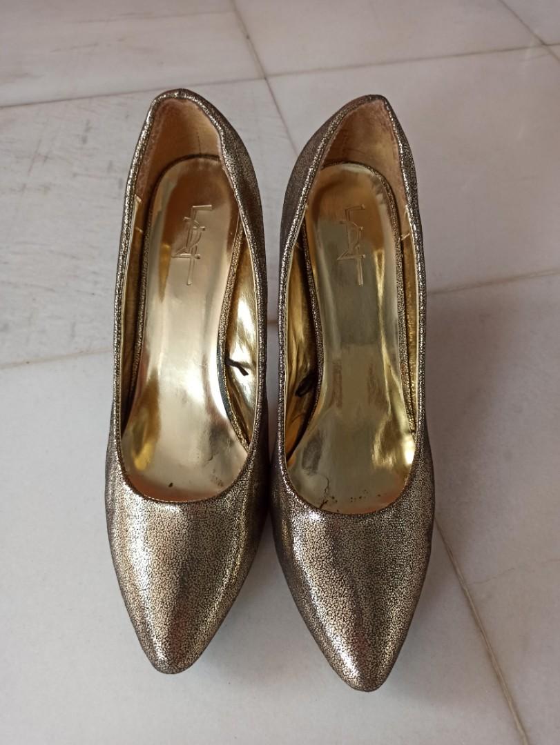 silver heels size 10