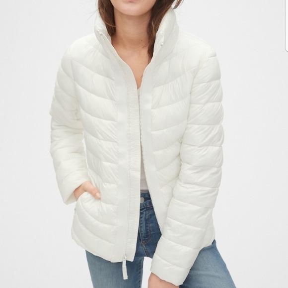 Gap white puffer jacket hot sale