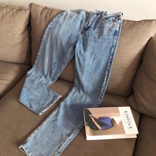 (Category: ) located in . Submitted by sandrawardrobe (Listing ID 1057952144, Image 1). Description: .