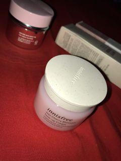 Innisfree Jeju Cherry Blossom Tone Up Cream