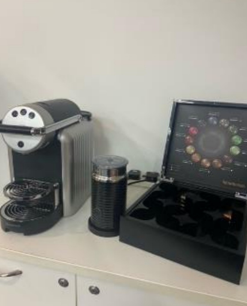 Nespresso Zenius ZN 100 Pro with Aerocinno 3, Health & Nutrition