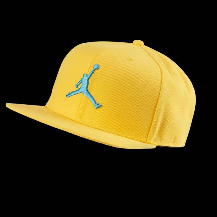 Yellow jordan hat top