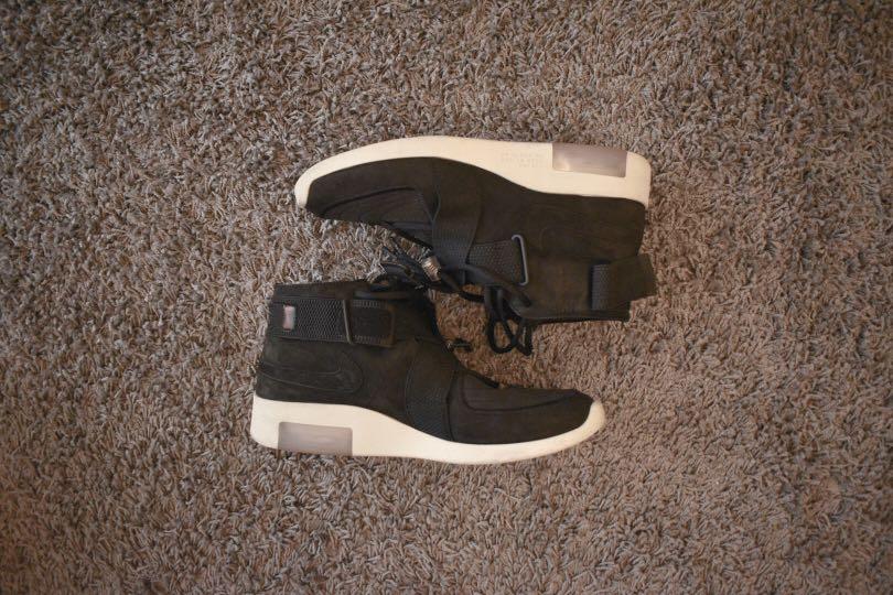 Nike fog raid on feet hot sale