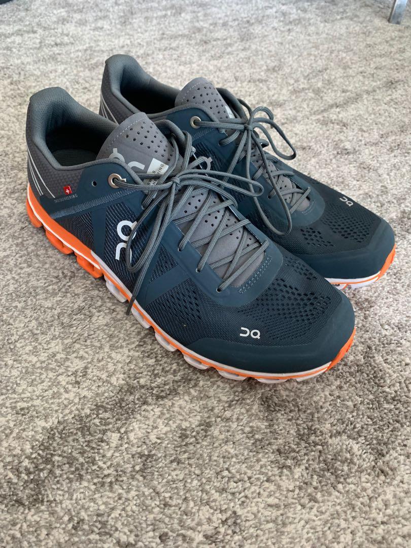 oc running shoes near me