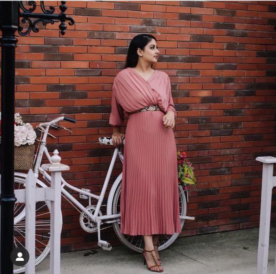 Zara pink shop pleated dress