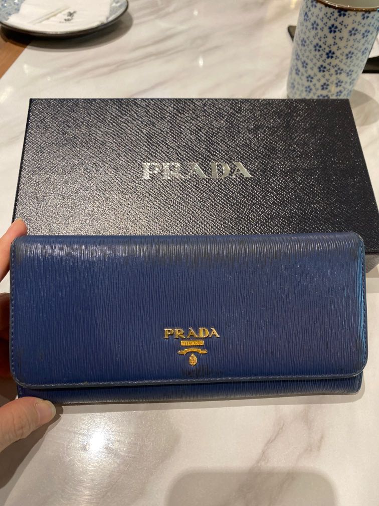 Prada top long purse