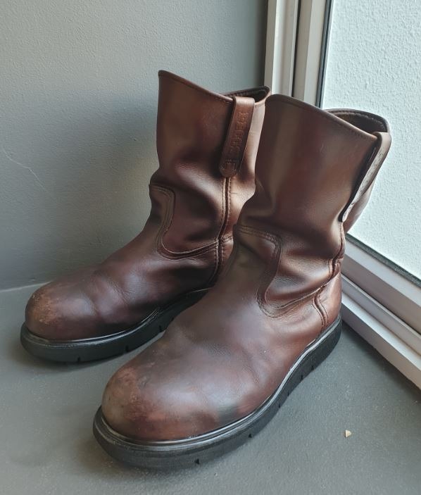 Red wing shop pull up boots