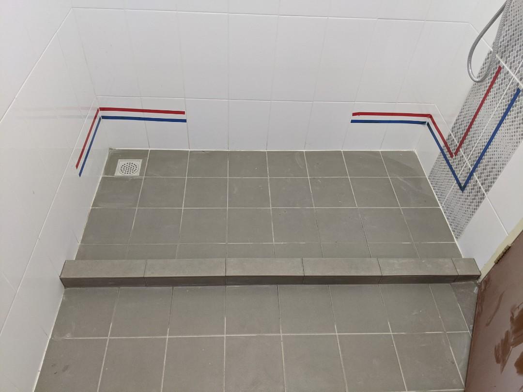 Toilet Renovation Construct Toilet entrance cement kerb/curb and