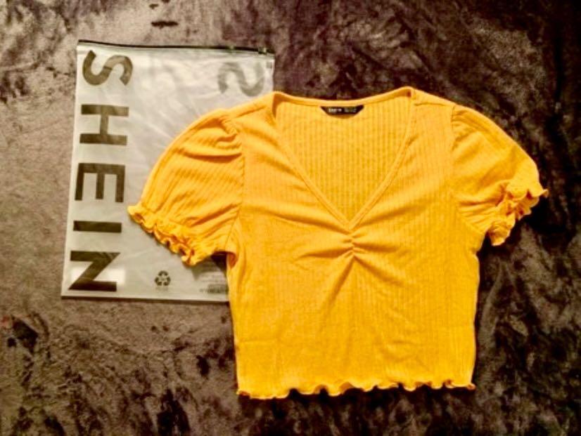 Shein Mustard Puff Top Women S Fashion Tops Blouses On Carousell Free shipping on orders $50+ ✓ 500+ new arrivals dropped daily ✓ shop for y2k aesthetic at shein asia! shein mustard puff top