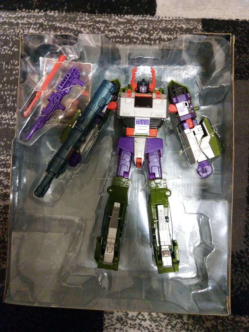 Transformers combiner store wars armada megatron
