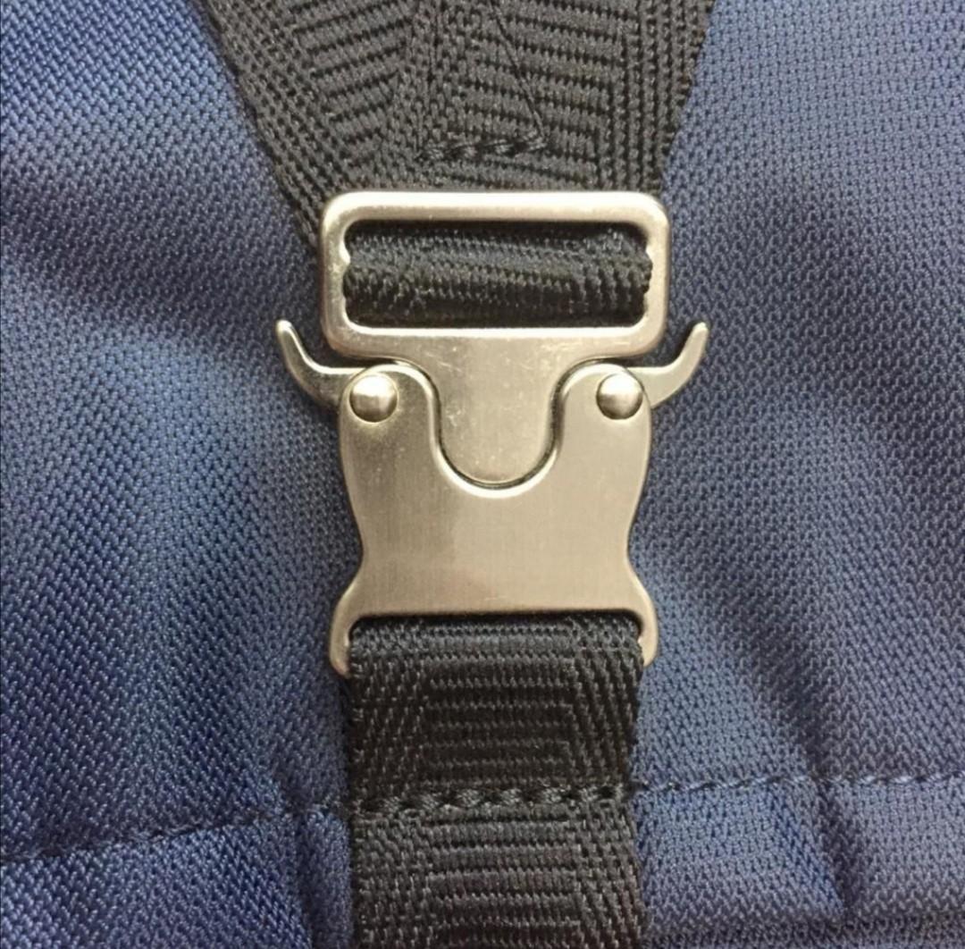 TUMI Tote Backpack, Men's Fashion, Bags, Backpacks on Carousell