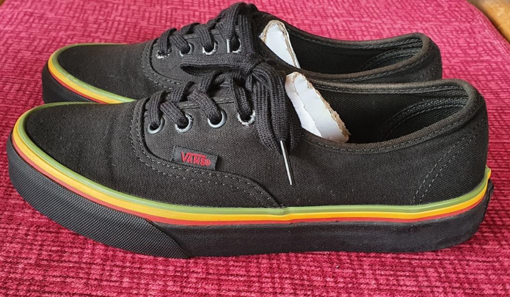 VANS AUTHENTIC BLACK RASTA (Category: Sneakers) located in Pasay City. Submitted by mayatot (Listing ID 1058022684, Image 1). Description: ‼️FOR SALE‼️ VANS AUTHENTIC BLACK RASTA Size: US MEN-4.5 / US WOMAN-6 1,300 php only + SF Slightly used In very good condition. PM for faster transaction and other details. Thank you..