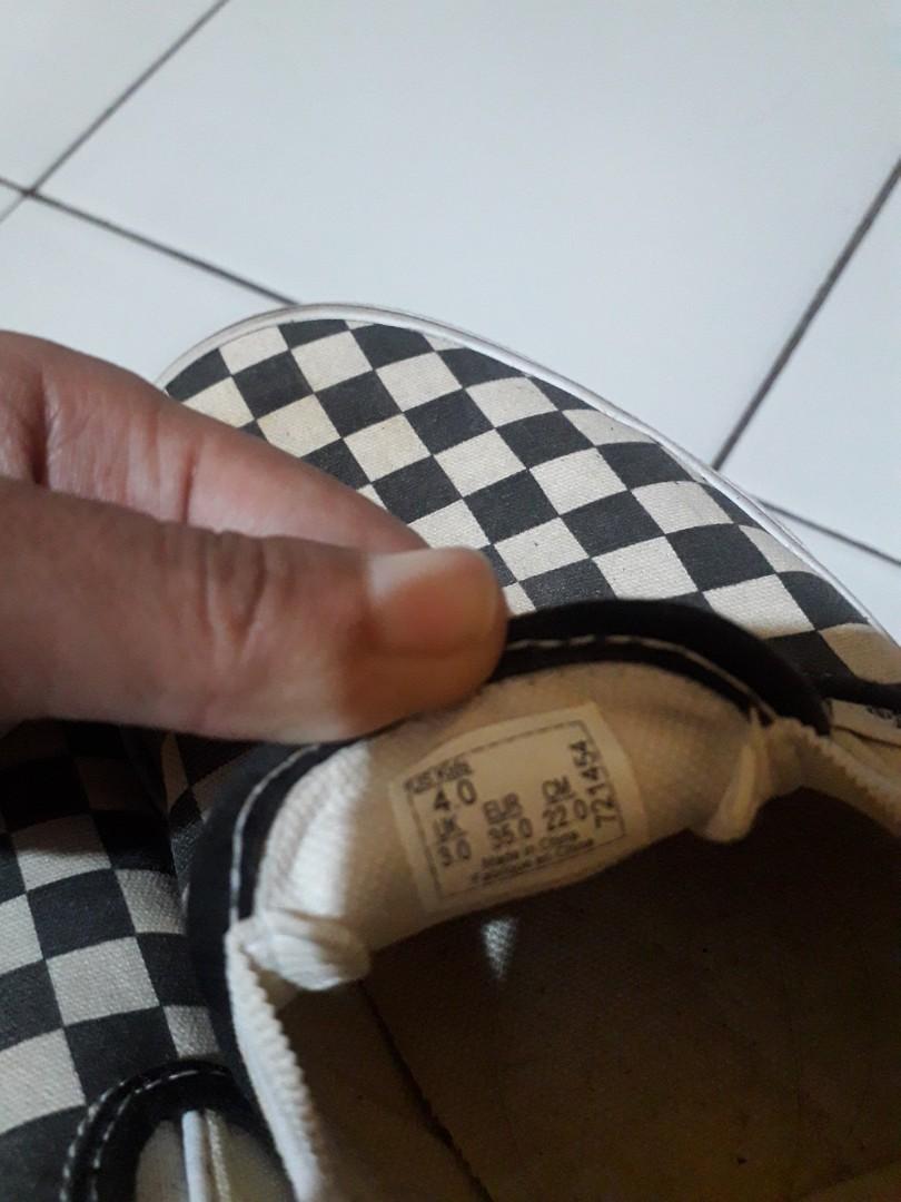 Ukuran vans sales slip on