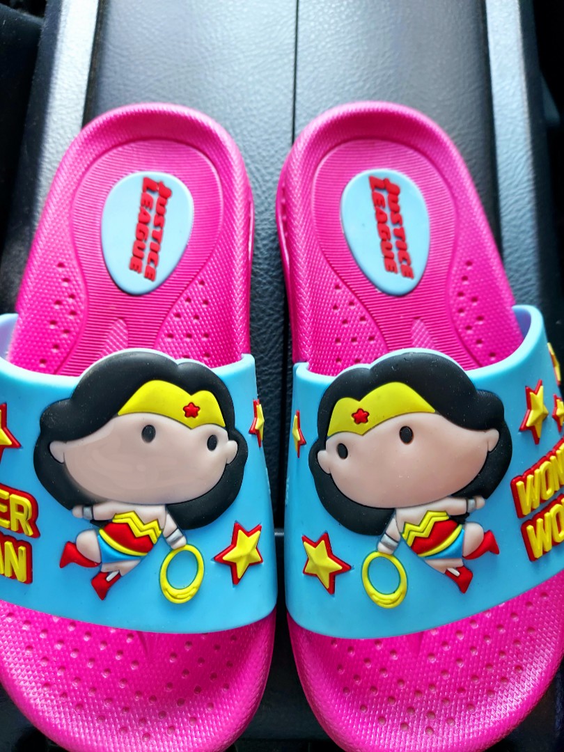 Wonder woman slippers new arrivals