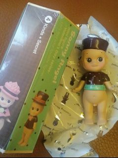 （分類：）位於 。 由 kazzib 提交（商品編號 1008526365，圖片 1）。簡介： 。