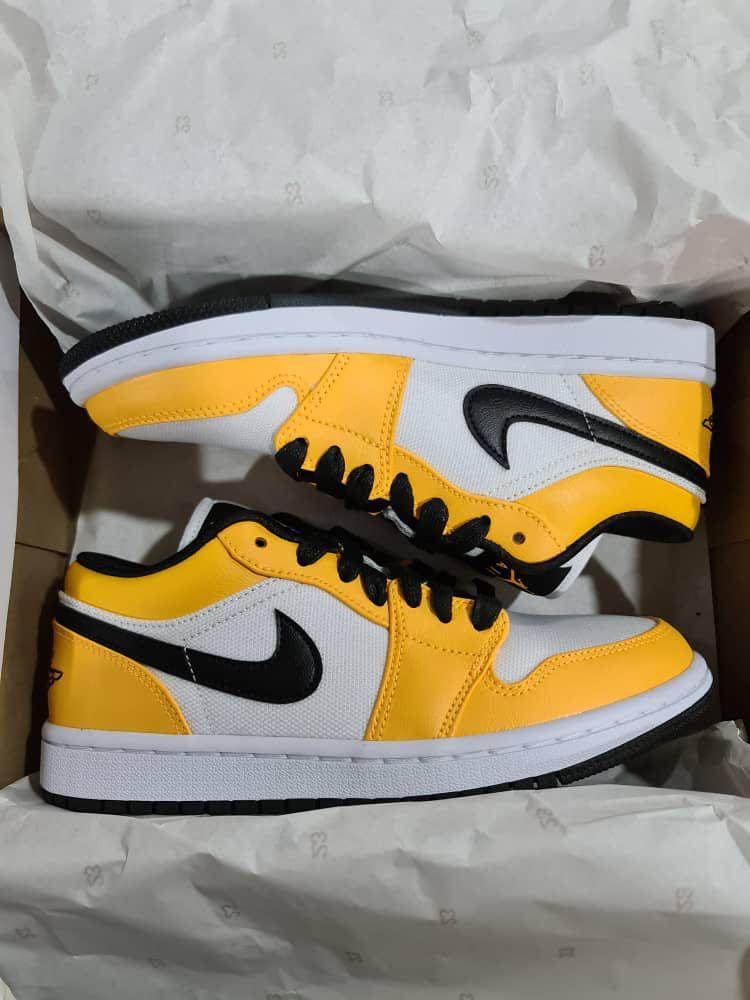 SIZE Air Jordan 1 Low SE Laser Orange 