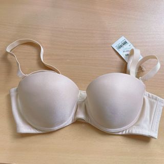 (Category: ) located in . Submitted by missvene (Listing ID 1040688518, Image 1). Description: .