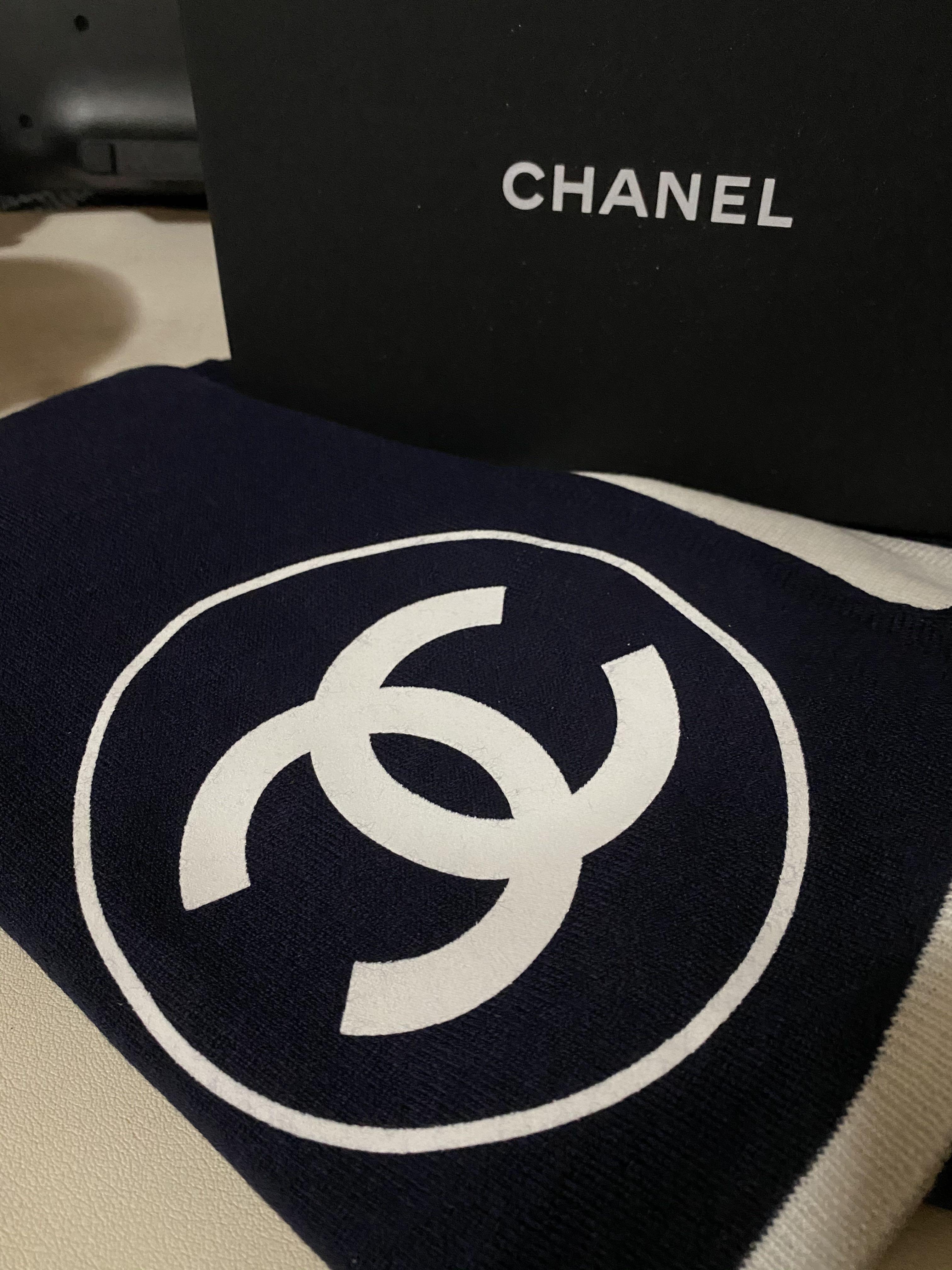 Chanel clearance scarf 2020