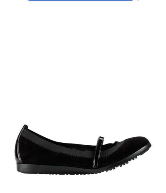 cole haan mary jane heels
